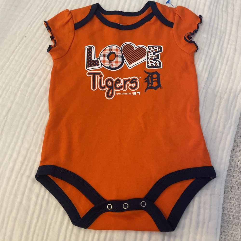MLB Detroit Tigers Baby Girl Body Suit One Orange Blue 6/9mos.‎  Ruffle Sleeves